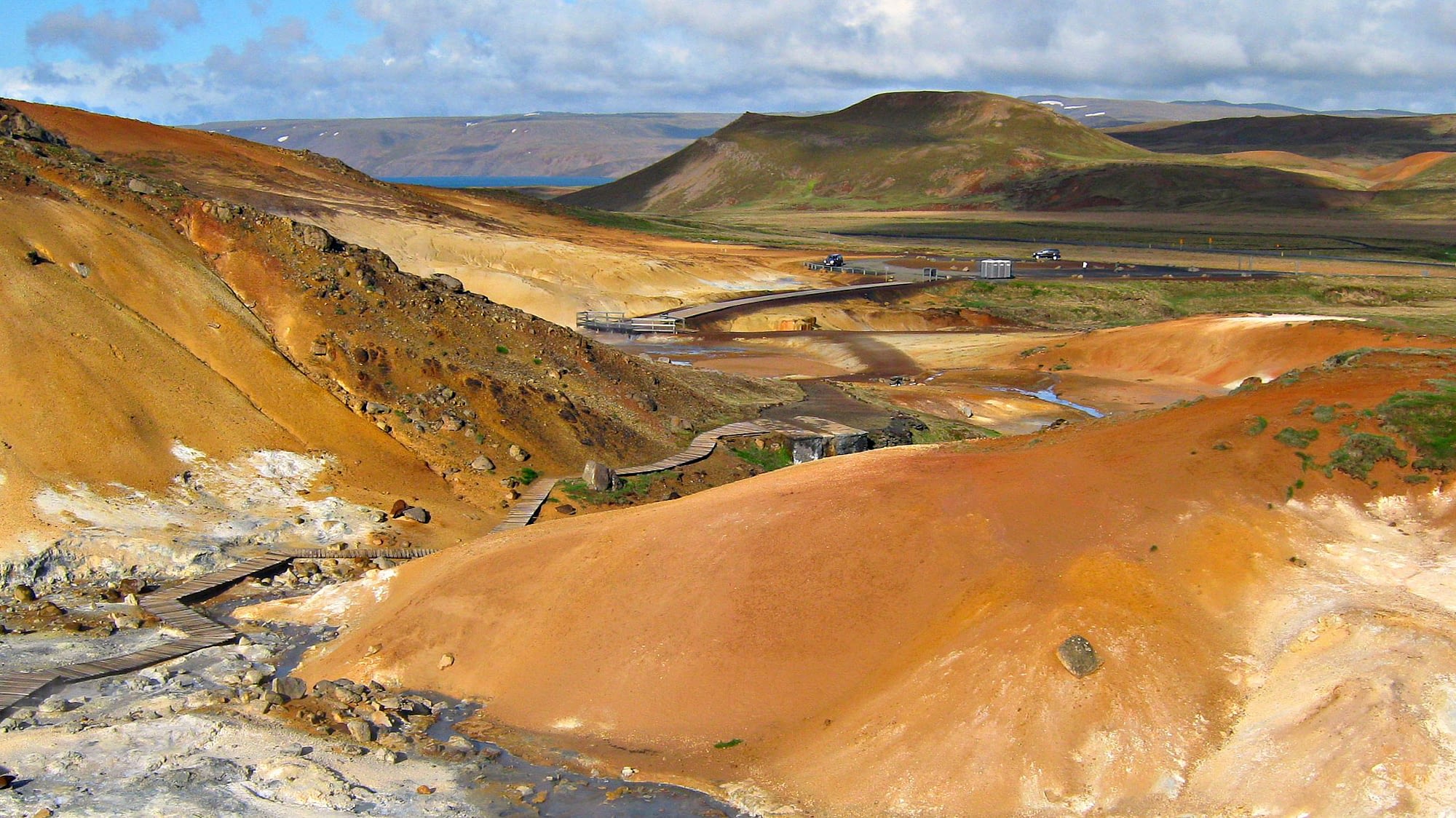 A tour of the Reykjanes peninsula is one of the best ways to connect with nature