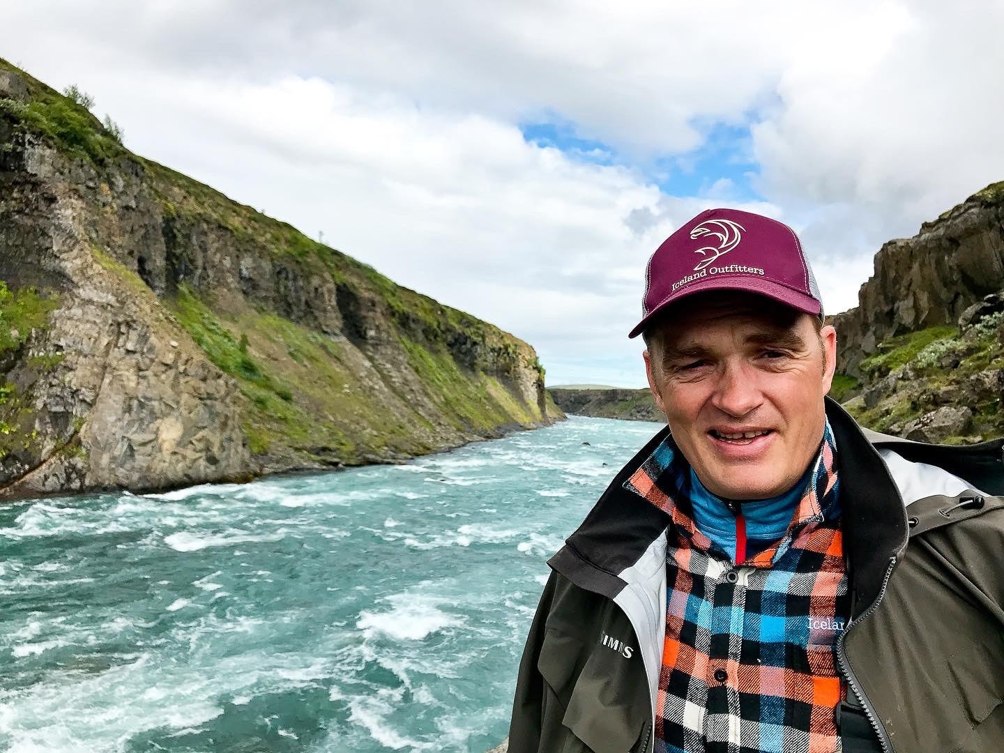 Master angler and Iceland Outfitters co-owner, Stefán casts a line